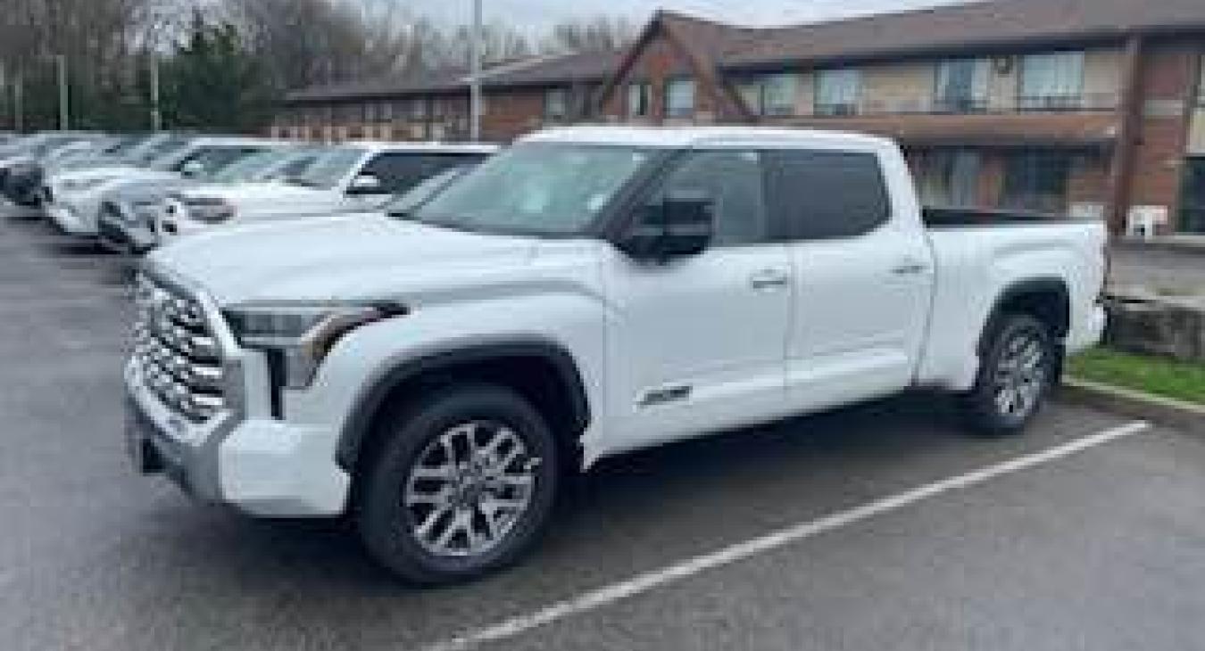 2023 TOYOTA TUNDRA 